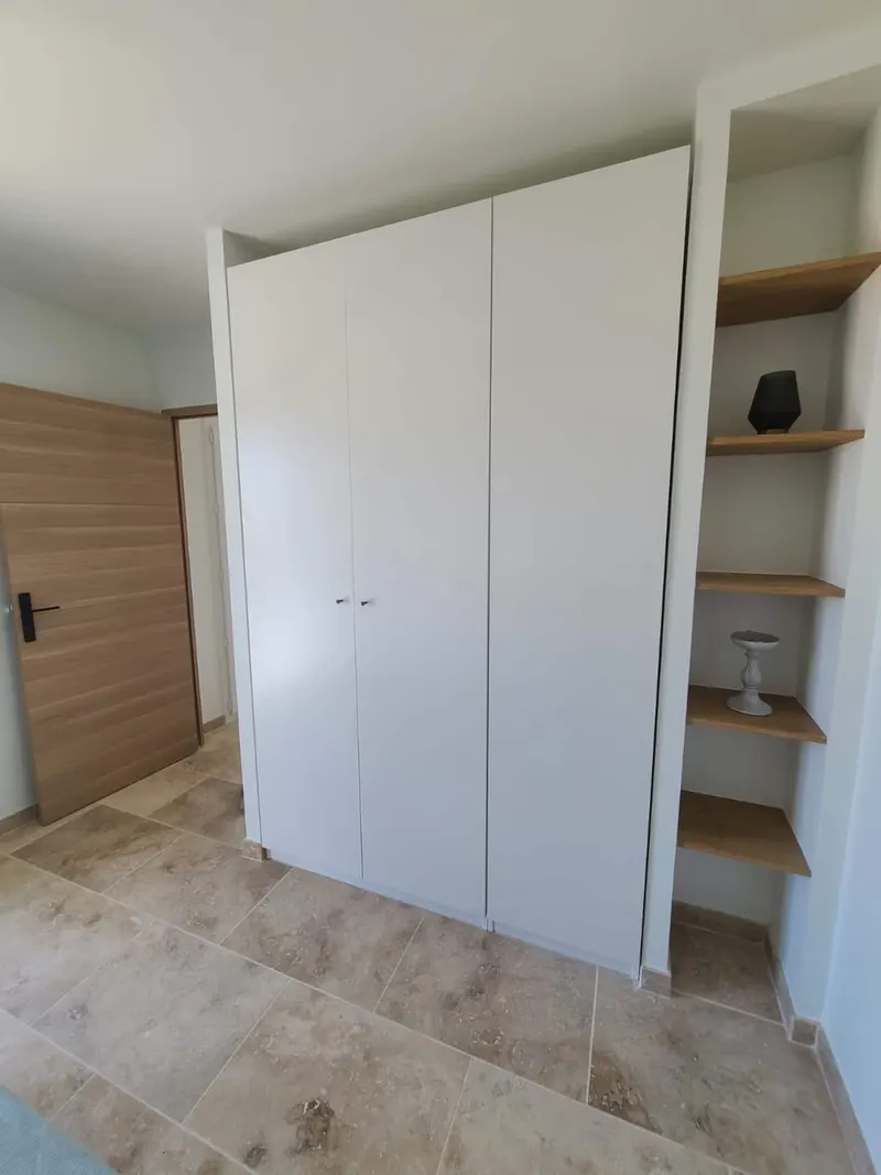 Chambre avec dressing
